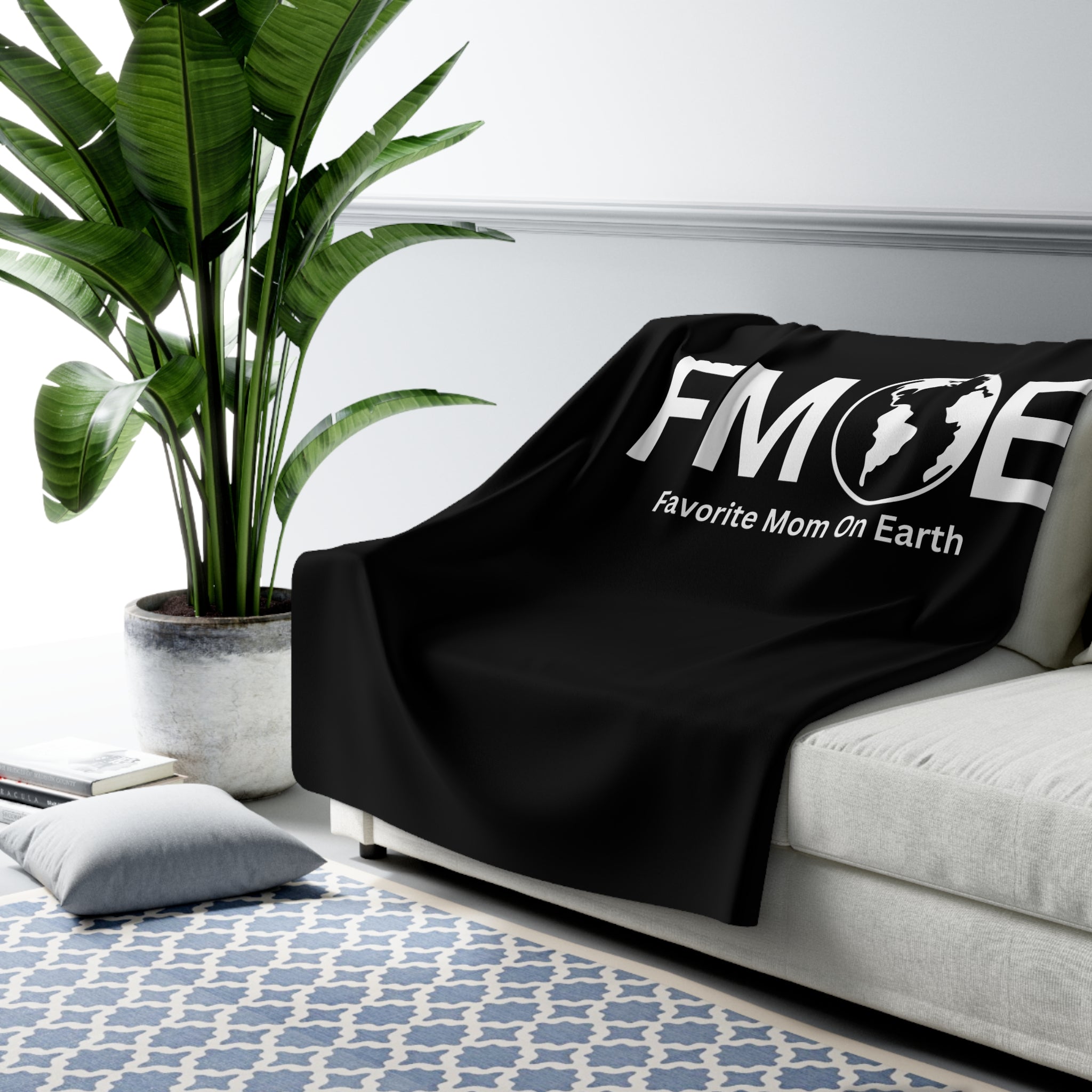 FMOE Sherpa Fleece Blanket - Favorite Mom On Earth