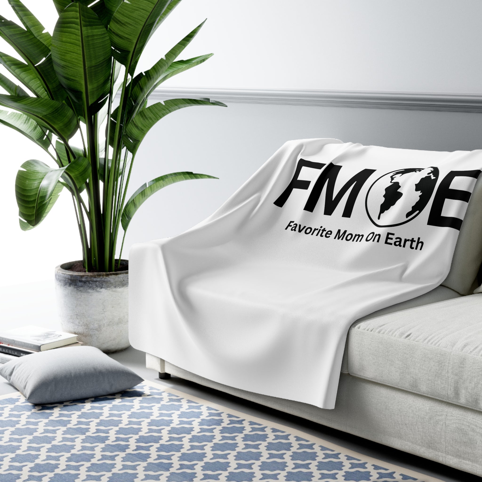 FMOE Sherpa Fleece Blanket - Favorite Mom On Earth