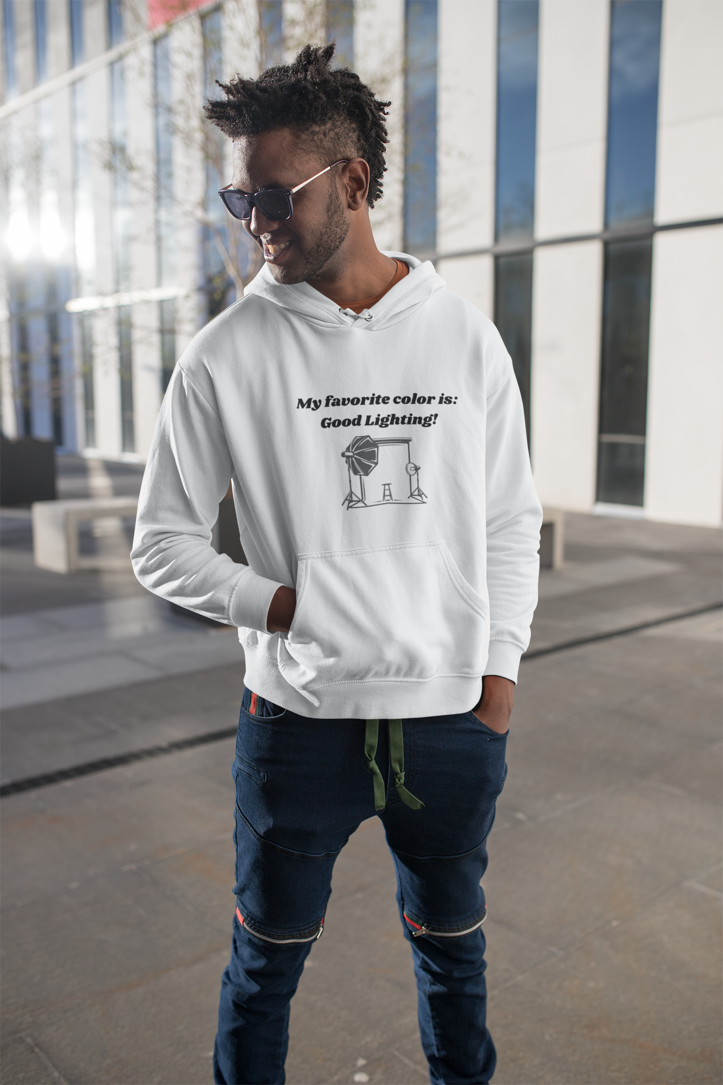 My Favorite Color Is Good Lighting! Hoodie – Unisex Heavy Blend™ Pullover