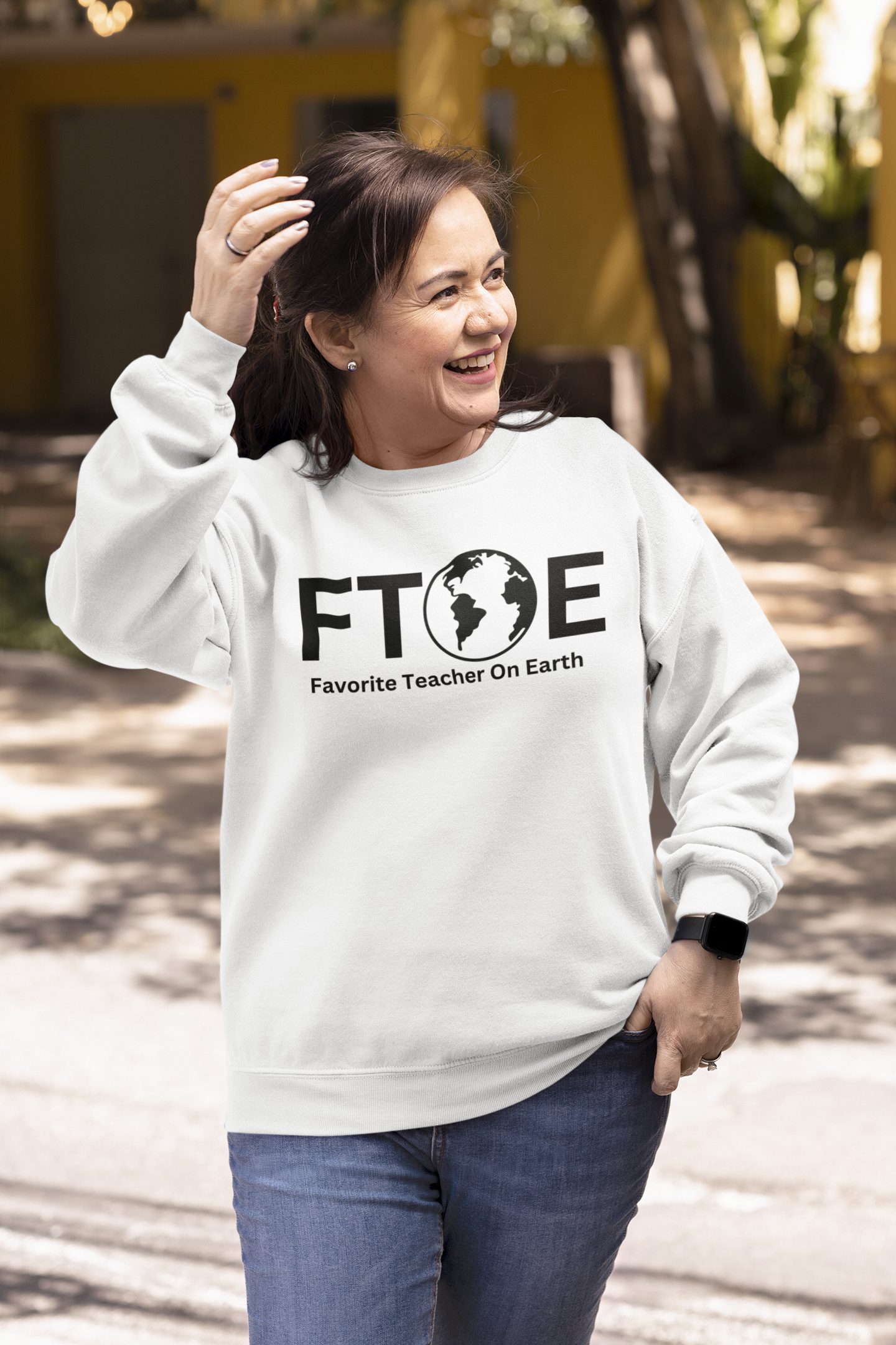 Favorite Teacher On Earth (FTOE) - Unisex Heavy Blend Crewneck Sweatshirt