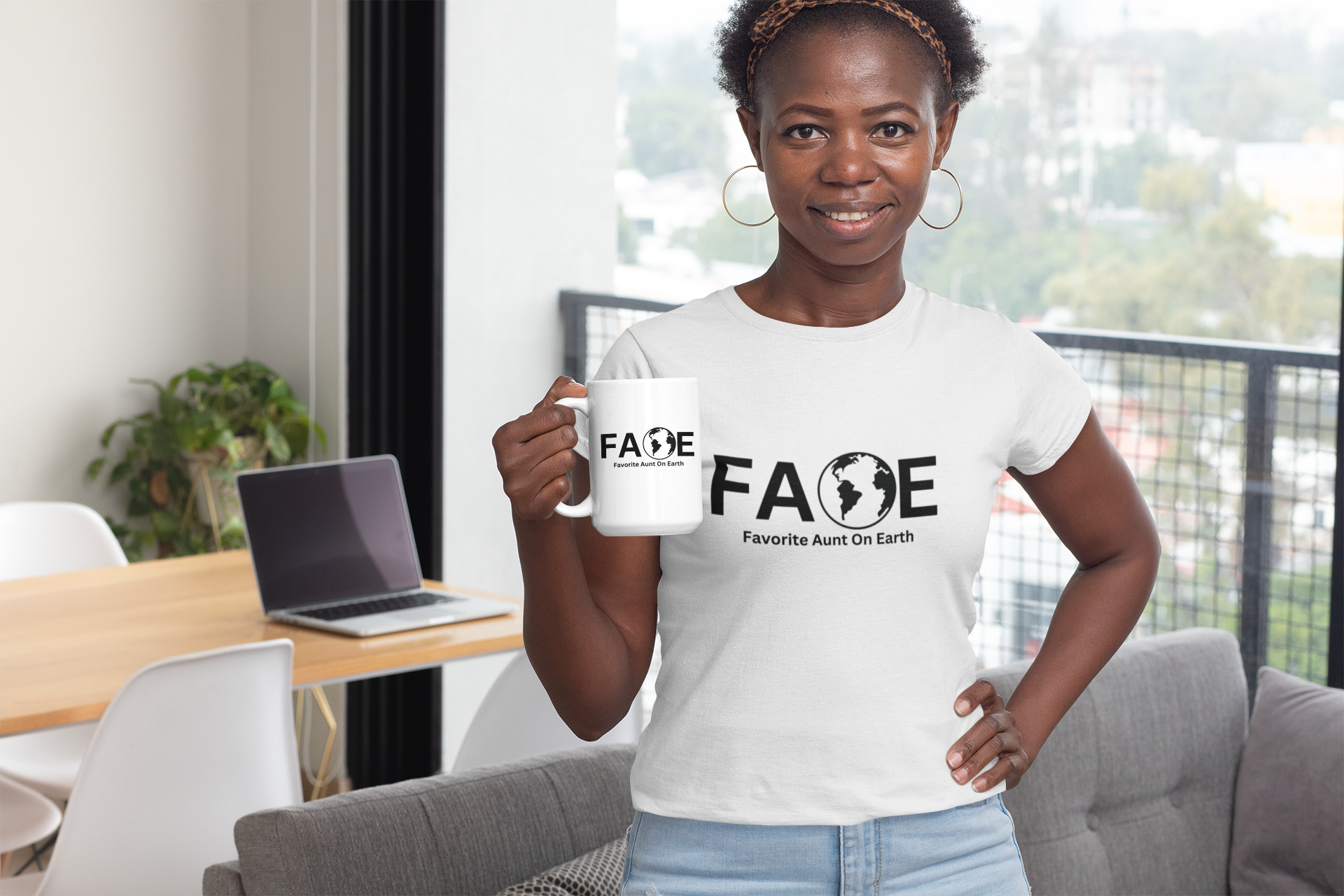 Favorite Aunt On Earth (FAOE) Accent Coffee Mug (11oz, 15oz)